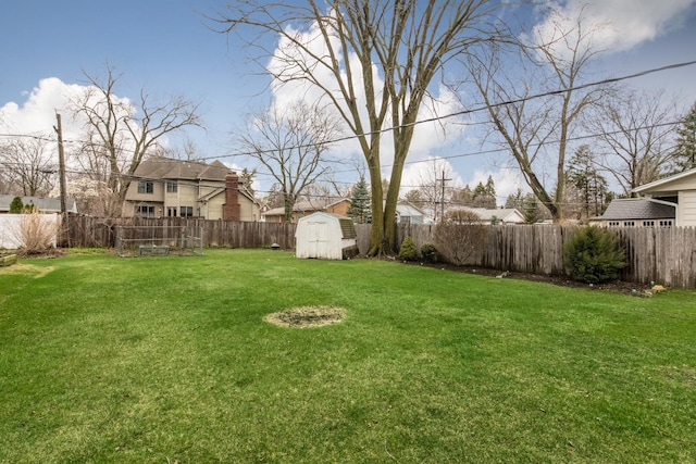4000 Elm St, Downers Grove, IL 60515 - view of yard featuring a storage unit and an outbuilding