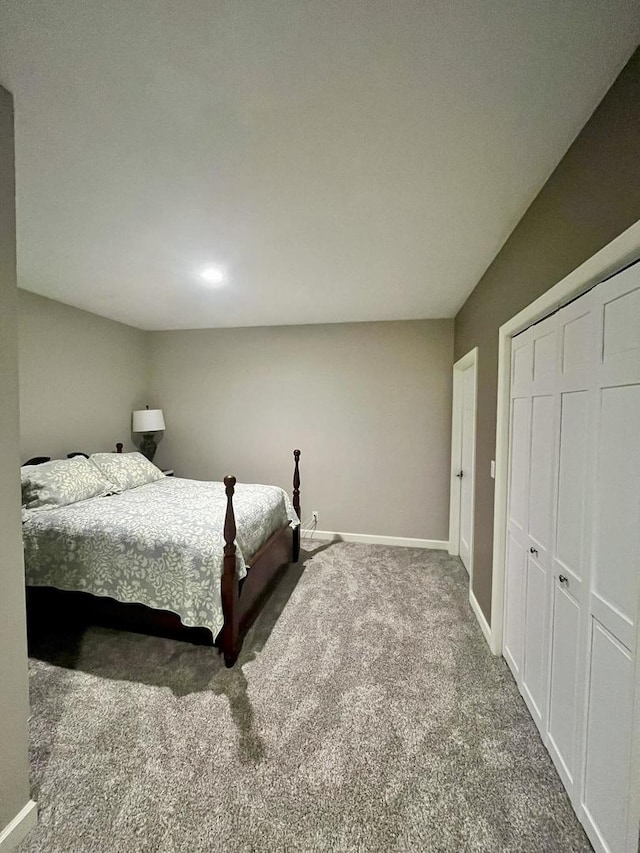 1143 N Westshore Blvd, Manteno, IL 60950 - carpeted bedroom featuring baseboards and a closet