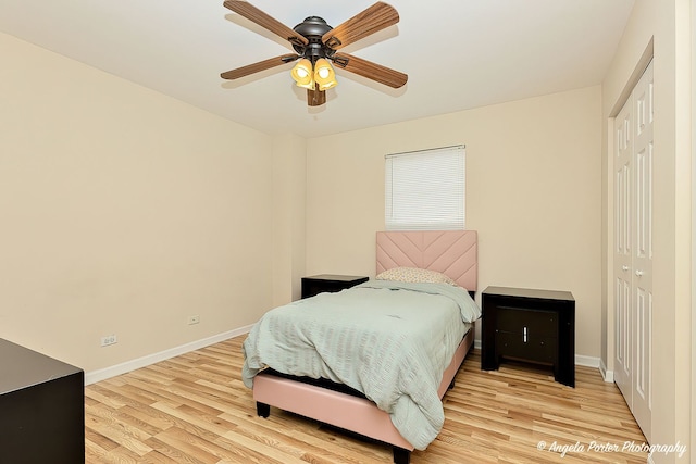 3123 Concord Ln, Wadsworth, IL 60083 - bedroom featuring wood finished floors, a closet, and baseboards
