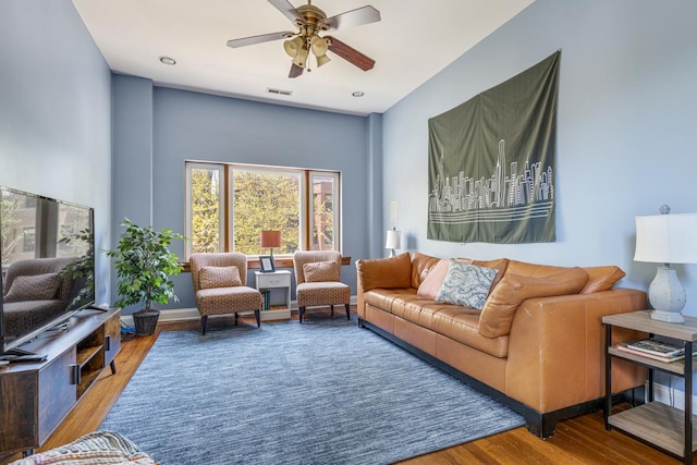 3809 N Kenmore Ave, Chicago, IL 60613 - living area with wood finished floors and ceiling fan