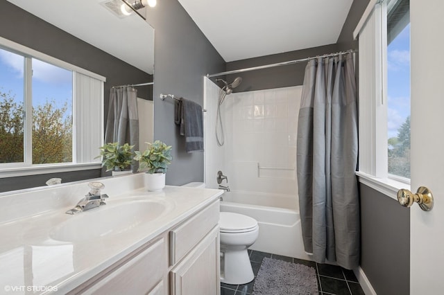 684 Diamond Pointe Dr, Mundelein, IL 60060 - bathroom featuring tile patterned floors, toilet, vanity, and shower / bath combo with shower curtain