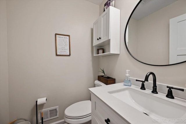 20 S Cambridge Dr, Geneva, IL 60134 - half bath with toilet and vanity