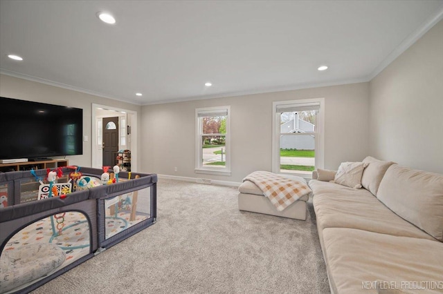 20 S Cambridge Dr, Geneva, IL 60134 - carpeted living area featuring recessed lighting, crown molding, and baseboards