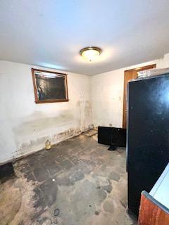 7502 W 64th St, Summit, IL 60501 - view of empty room