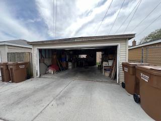7502 W 64th St, Summit, IL 60501 - view of detached garage