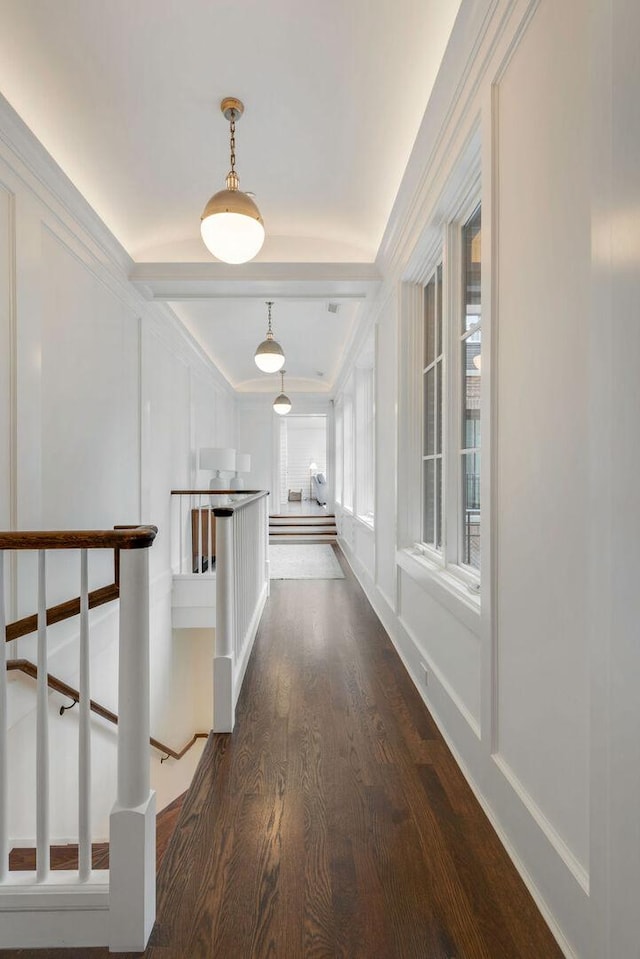 1534 N Dearborn Pkwy, Chicago, IL 60610 - corridor featuring dark wood-type flooring