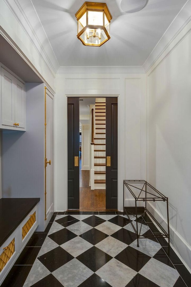 1534 N Dearborn Pkwy, Chicago, IL 60610 - interior space with crown molding, baseboards, and dark tile patterned flooring