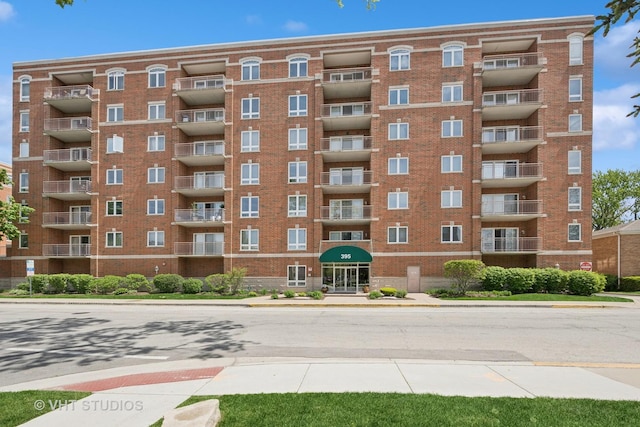 395 Graceland Ave Unit 202, Des Plaines, IL 60016 - view of apartment building / complex