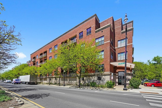 3300 W Irving Park Rd Unit F4, Chicago, IL 60618 - view of building exterior