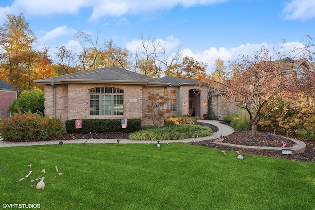 20662 Francisca Way, Frankfort, IL 60423 - view of front of home featuring a front yard and brick siding
