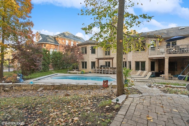 20662 Francisca Way, Frankfort, IL 60423 - swimming pool with a patio area and fence