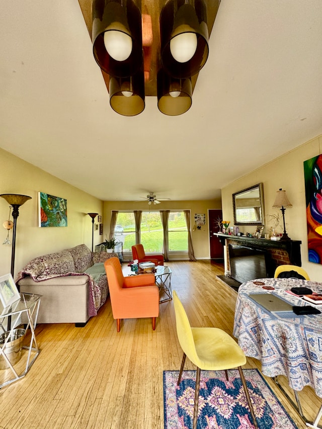 716 Marion Ave, Highland Park, IL 60035 - living area featuring wood finished floors and a fireplace