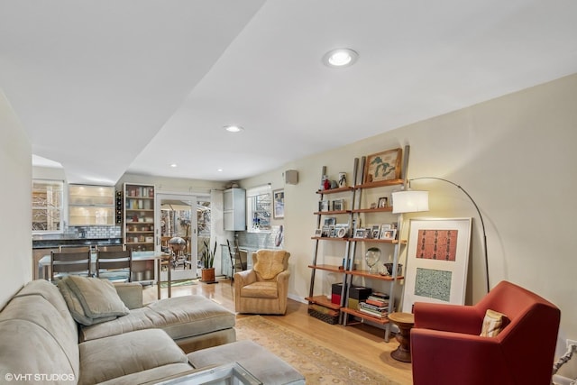 1747 N Fern Ct, Chicago, IL 60614 - living room with wood finished floors and recessed lighting