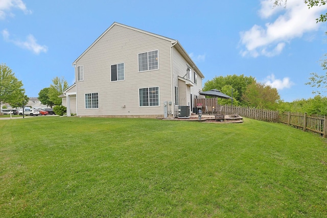 17 Ronan Ct, Lake In The Hills, IL 60156 - rear view of property with cooling unit and a patio area