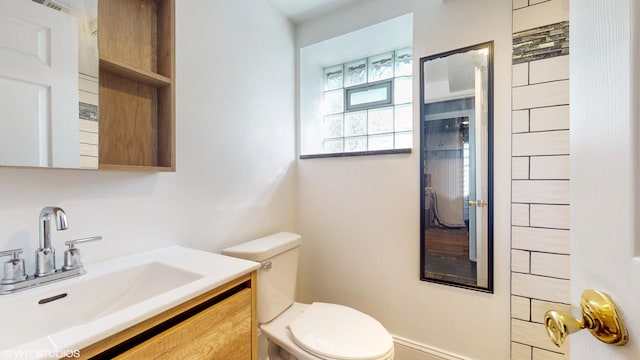 666 Greenview Ave, Des Plaines, IL 60016 - bathroom with toilet and vanity