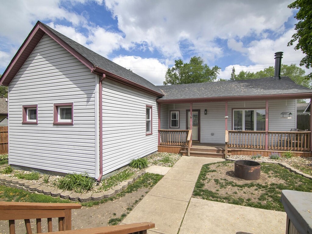 205 W 5th St, Aroma Park, IL 60910 - photo 1