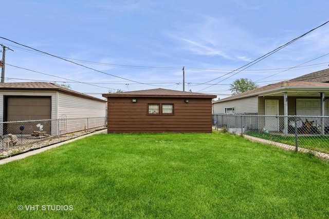 6119 S Melvina Ave, Chicago, IL 60638 - view of yard featuring a garage