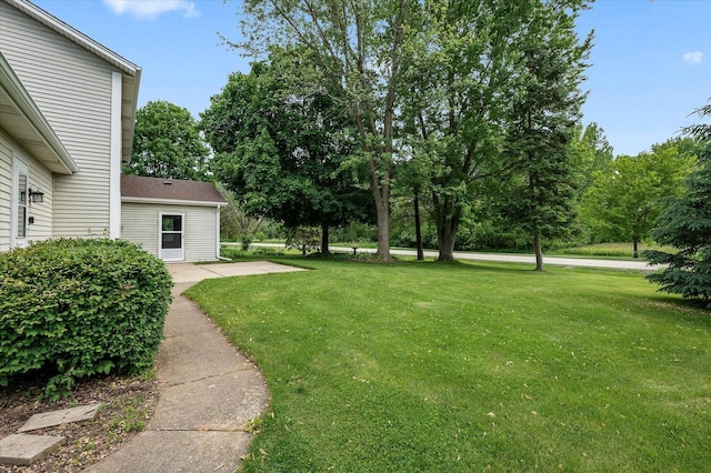 22 Cedar Gate Cir, Sugar Grove, IL 60554 - view of green lawn