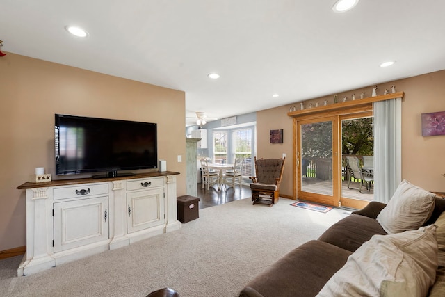 1125 Ironwood Ct, Elgin, IL 60120 - living area with light colored carpet and recessed lighting