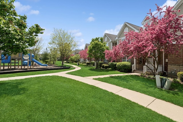 1892 Keystone Pl, Schaumburg, IL 60193 - view of community with a lawn