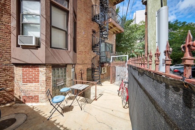 213 W Wisconsin St, Chicago, IL 60614 - view of patio / terrace with fence and cooling unit
