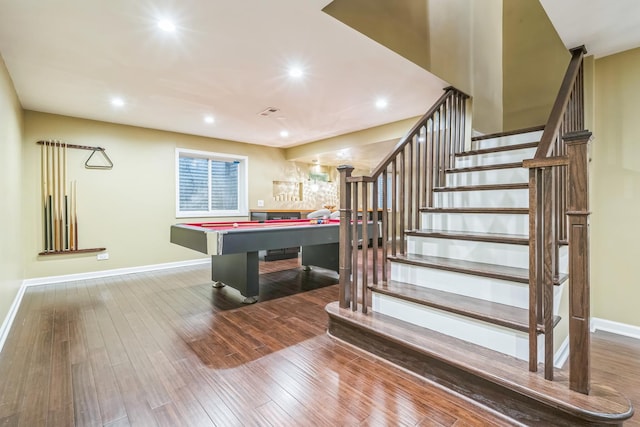 playroom featuring billiards, baseboards, wood-type flooring, and recessed lighting