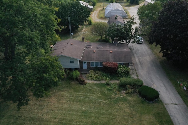 aerial view of property and surrounding area