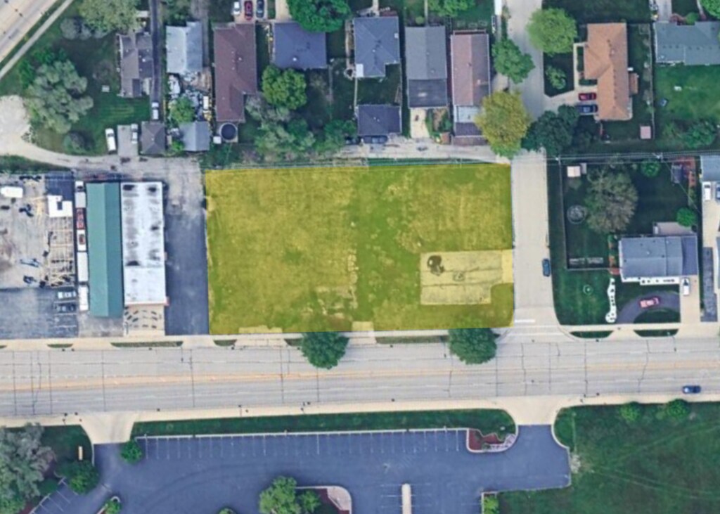 1226 Plainfield Rd, Joliet, IL 60435