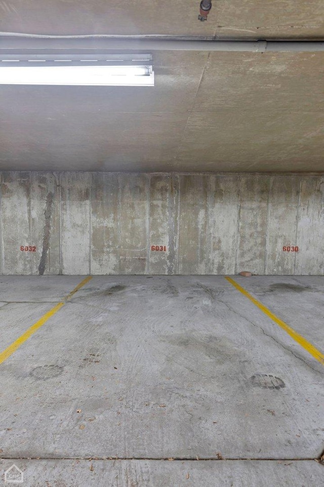 6040 Arbor Ln Unit 102, Northfield, IL 60093 - view of parking garage