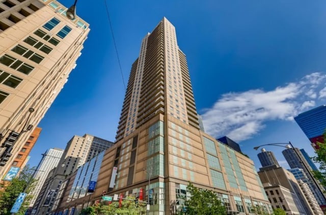 545 N Dearborn St Unit 1203, Chicago, IL 60654 - photo 1