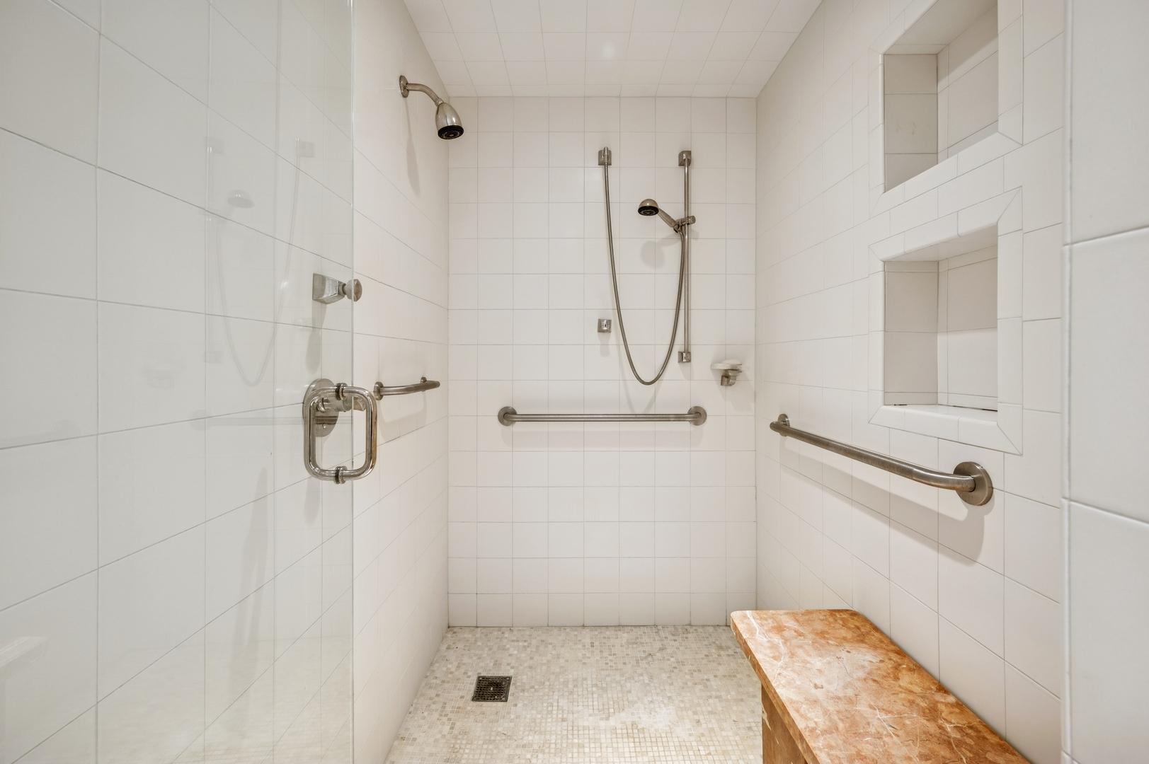 180 E Pearson St Unit 3701, Chicago, IL 60611 - photo 23