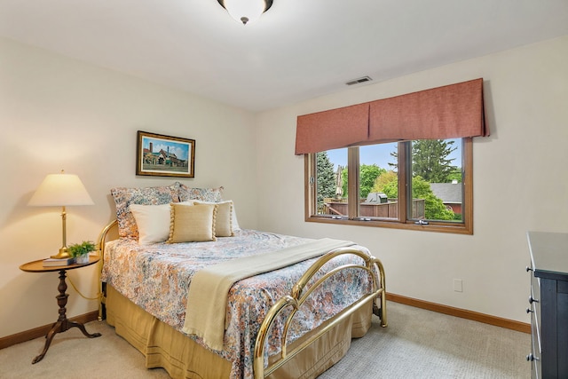 660 Plum Tree Dr, Barrington Hills, IL 60010 - bedroom with light colored carpet and baseboards