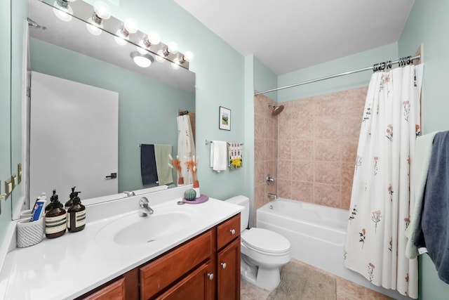 1160 S Michigan Ave Unit 1005, Chicago, IL 60605 - bathroom featuring shower / bath combo, vanity, toilet, and tile patterned flooring