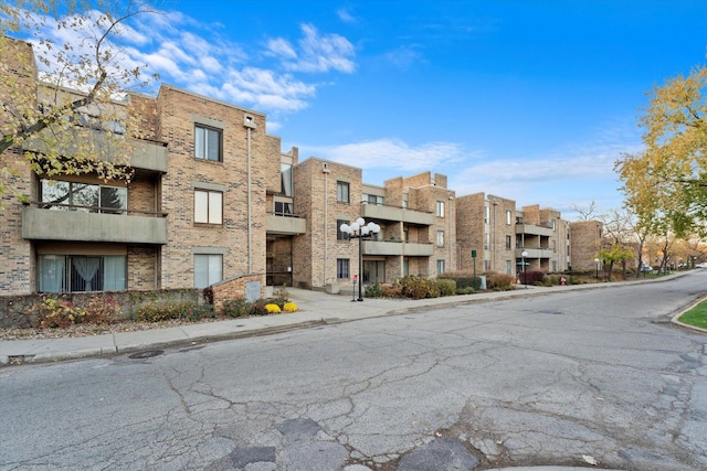 1926 Prairie Sq Unit 234, Schaumburg, IL 60173 - view of property featuring a residential view