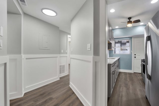 847 W Belle Plaine Ave Unit G, Chicago, IL 60613 - kitchen featuring appliances with stainless steel finishes, light countertops, ceiling fan, dark wood-style floors, and recessed lighting