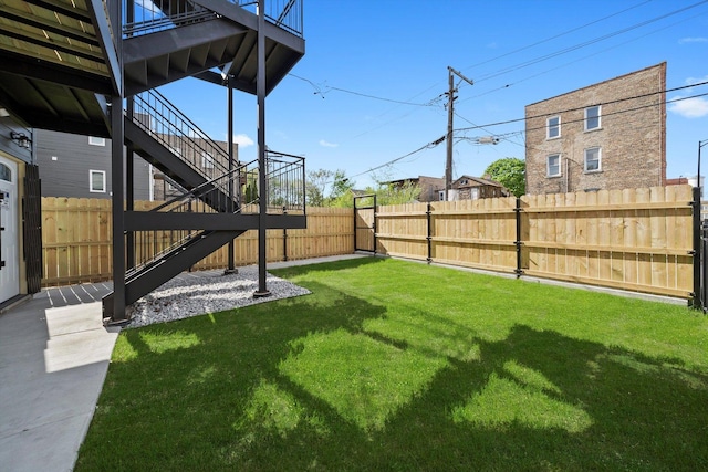 2700 W Jackson Blvd, Chicago, IL 60612 - view of yard featuring stairs