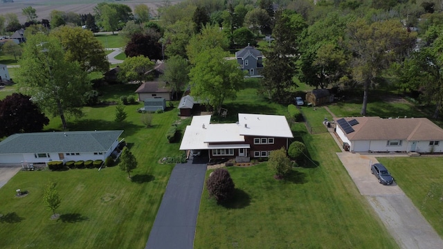 406 E Fine St, Ashkum, IL 60911 - aerial view of property and surrounding area with nearby suburban area