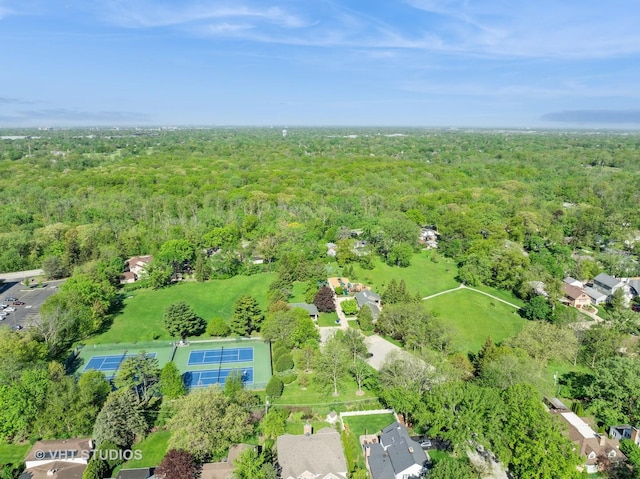 630 Juniper Rd, Glenview, IL 60025 - aerial view of property and surrounding area with a heavily wooded area