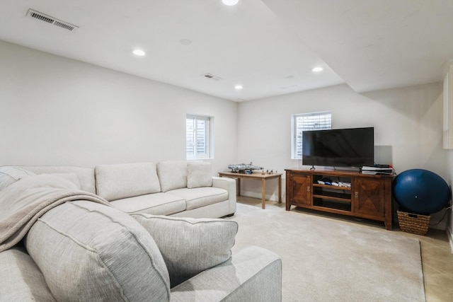 1063 W Busse Hwy, Park Ridge, IL 60068 - living area with healthy amount of natural light and recessed lighting