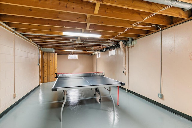 807 S Main St, Belvidere, IL 61008 - game room featuring finished concrete floors