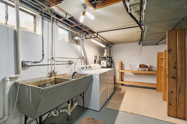 807 S Main St, Belvidere, IL 61008 - laundry area with independent washer and dryer