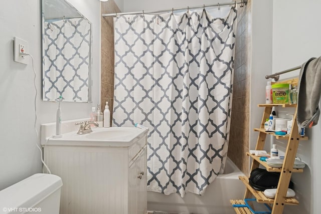 3624 N Leavitt St, Chicago, IL 60618 - full bath with toilet, shower / bath combo with shower curtain, and vanity
