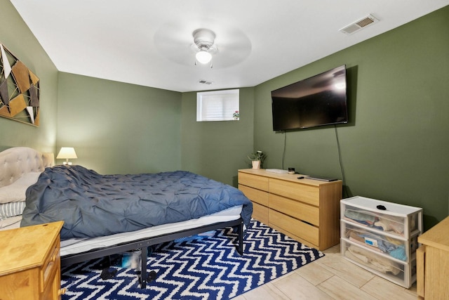 bedroom with a ceiling fan