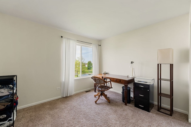 16030 Tahoe Ln, Crest Hill, IL 60403 - office space featuring light carpet and baseboards