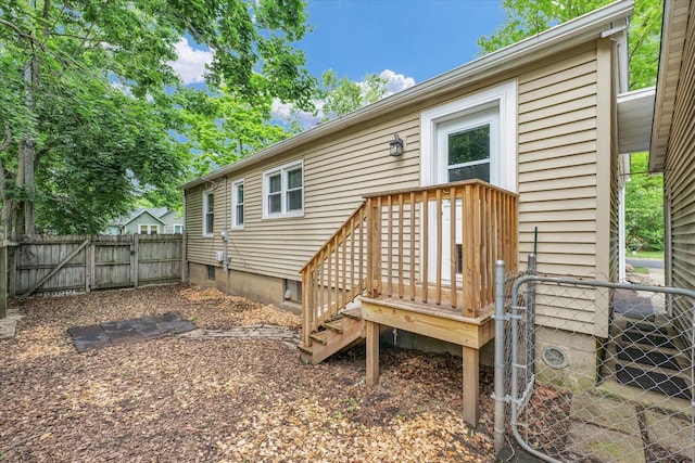 505 S Maple St, Urbana, IL 61801 - rear view of house with a gate
