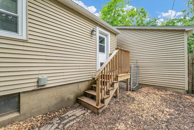 505 S Maple St, Urbana, IL 61801 - view of wooden deck