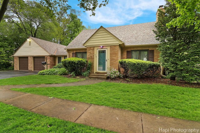 318 2nd Ave, Libertyville, IL 60048 - photo 1