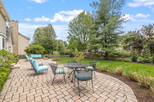 424 Dilorenzo Dr, Naperville, IL 60565 - view of patio / terrace featuring an outdoor hangout area and outdoor dining area