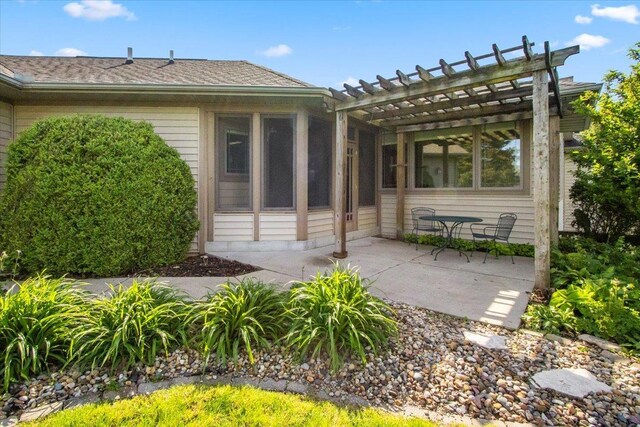 2297 Deer Ridge Ct, Carlock, IL 61725 - view of patio / terrace with a pergola