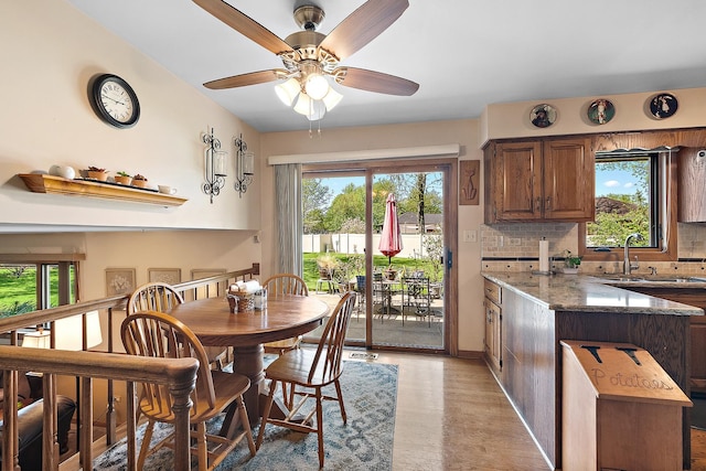 8120 Cherokee Trl, Tinley Park, IL 60477 - dining space featuring a ceiling fan